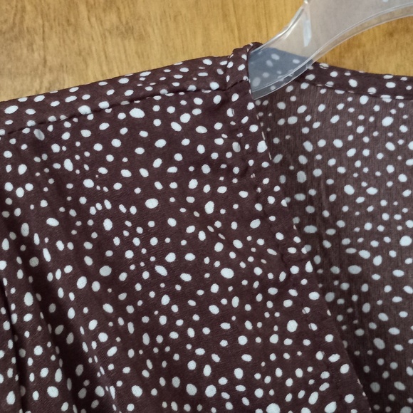 brown dot tunic top - Picture 2 of 3